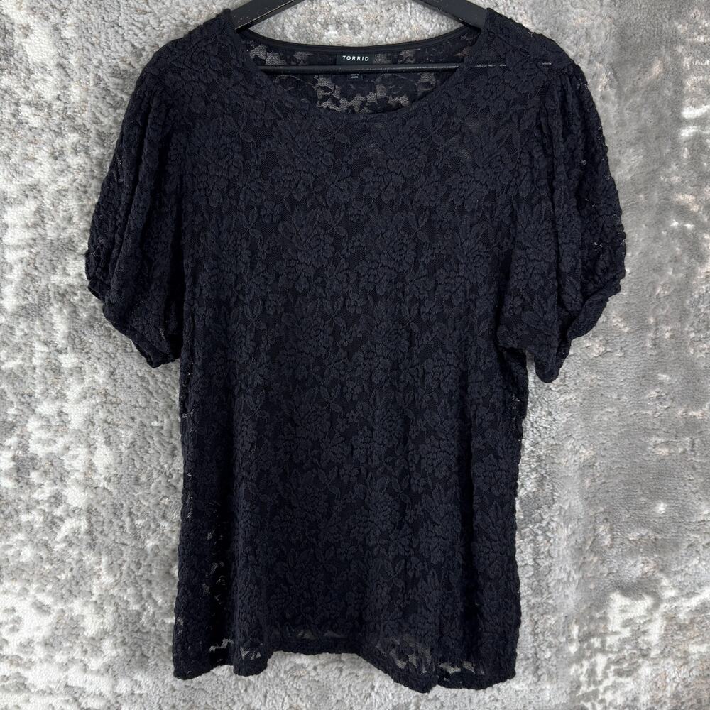 Torrid Plus Sz 0X Dark Floral Lace Stretch Pullover Sheer Top Black Short Sleeve